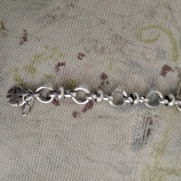 Lucky Brand Elephant Necklace - Picture 3 of 4